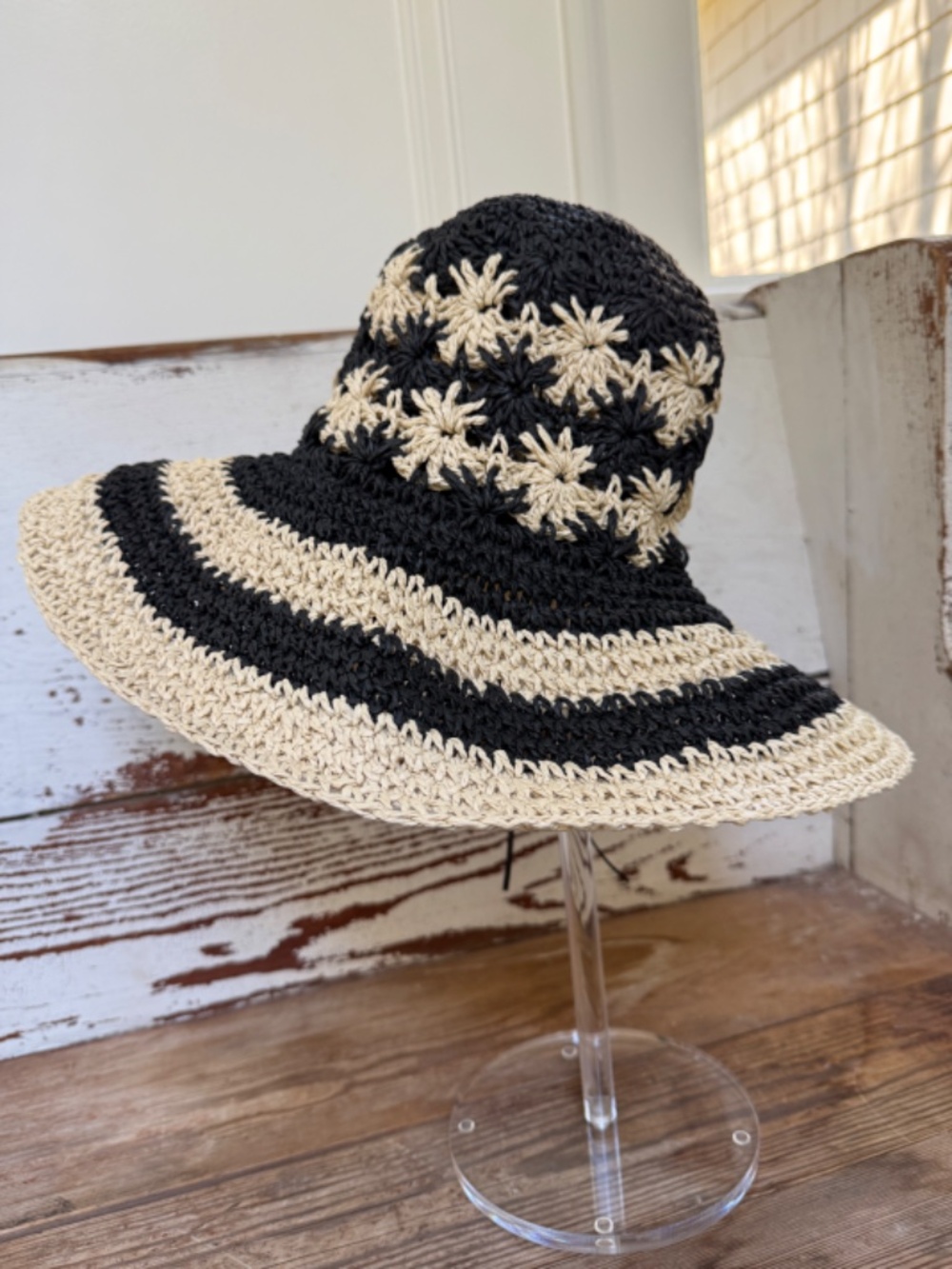 NWT Anthropologie Paper Crochet Black Sun Hat - Picture 3 of 6